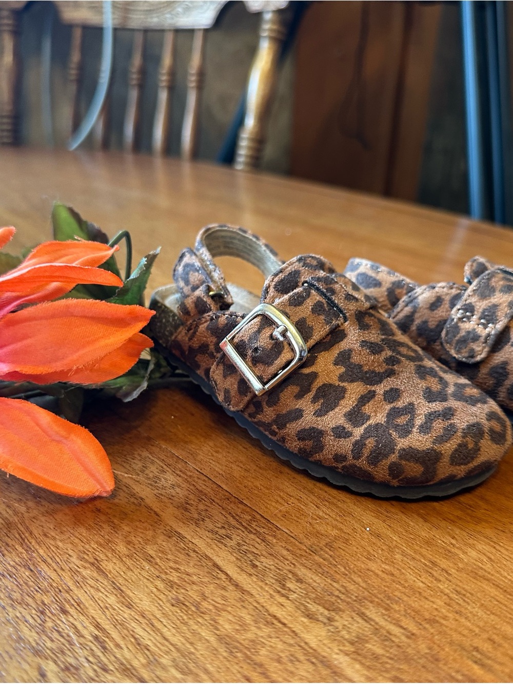 Cat & Jack Leopard Print Buckle Clogs in Brown